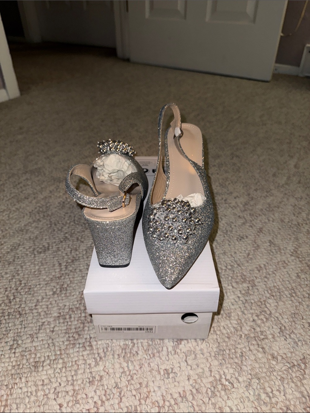 NWT Silver Glitter Slingback Block Heel Pumps with Embellished Toe Size 9.5